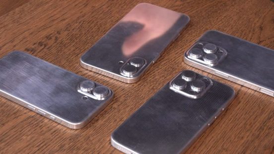 「iPhone 16」の金属製ダミーモデルが流出！ 噂のキャプチャーボタンは自撮りがしやすそう