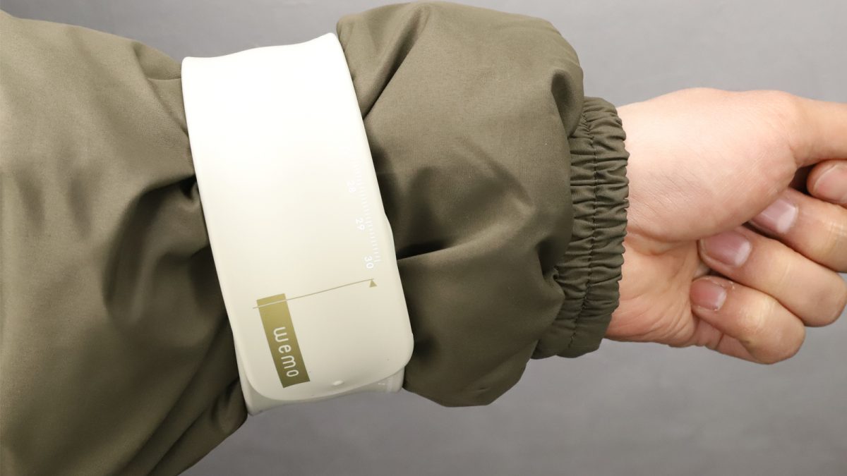 服の上からメモを“重ね着”？「wemo PRO」に天才的発想がもたらす進化した使い勝手とは？
