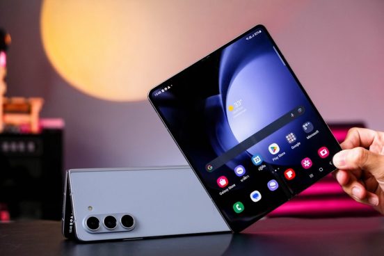 次期「Galaxy Z Fold6」、駆動時間が最大30分伸びる？ その理由は…