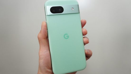 Google AIでなにができるの？ 7万円台の「Pixel 8a」で検証してみた