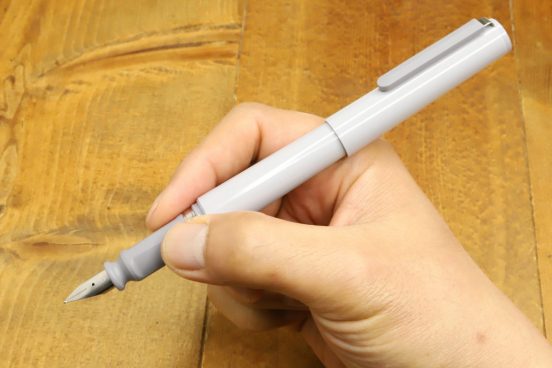 万年筆あるあるを解消！セーラー万年筆「TUZUアジャスト万年筆」の画期的な機構とは？