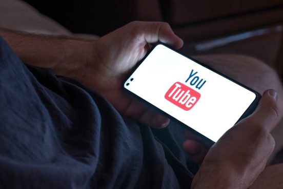 「Android版YouTube」がスリープタイマー機能を追加!? 早く安心して寝落ちしたい