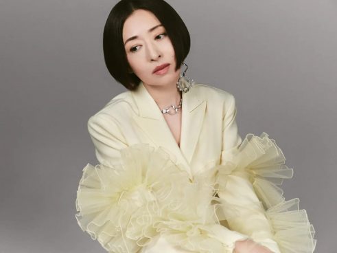 松雪泰子が福原遥主演『マル秘の密子さん』に出演決定　華麗なる“女社長”に変身するシングルマザー役【コメントあり】