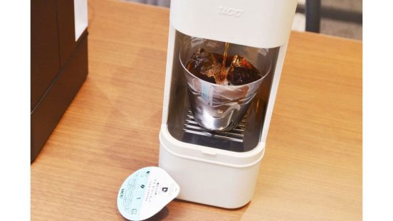 同じ豆でぜんぜん違う！「アプリでプロの味」が話題のコーヒーメーカー「DRIP POD YOUBI」をスゴ腕開発者と飲み比べ