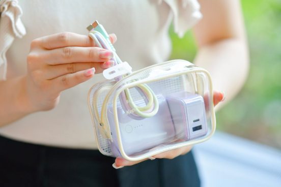 MOTTERUからSNSで注目の“推し活ポーチ”!?  大人気モバ充には残量表示機能が追加。新製品続々発表！