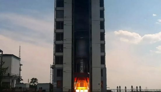 中国が「有人月宇宙船」の試験に成功！ 激しくなる宇宙競争