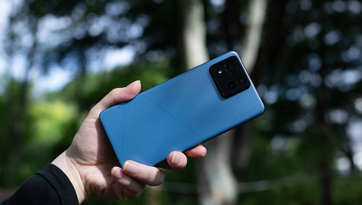 SNS運用でだいぶ活躍しそう！ ASUS「Zenfone 11 Ultra」を仕事目線でレビュー