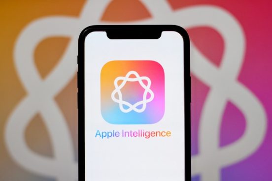 「Apple Intelligence」の正式リリース、少し遅れそうです