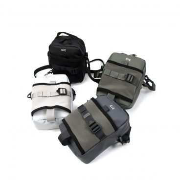 CIE「GRID3 BOTTLE MINI SHOULDER BAG」は夏フェスなどでも活躍間違いなし！