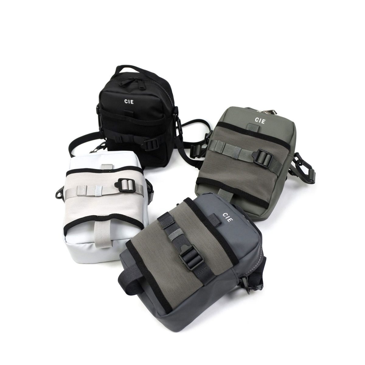 CIE「GRID3 BOTTLE MINI SHOULDER BAG」は夏フェスなどでも活躍間違いなし！