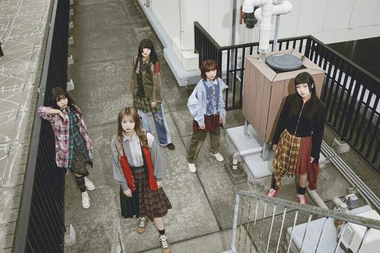 BiS　現体制によるAxSxE＆フルカワユタカ・プロデュース楽曲の新Ver.が配信スタート「もっと楽曲を好きになってくれたら」