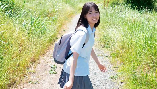 僕が見たかった青空・八木仁愛が等身大の爽やか初夏グラビア披露【独占カット】