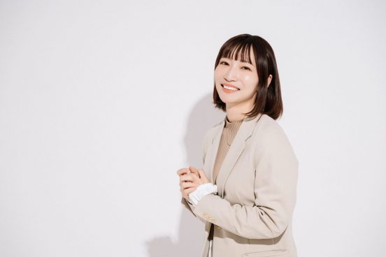 小学校教諭からグラビアアイドルに転身。現在は心理士ランナーとして新しい一歩を踏み出したぱつこのユニークな半生に迫る！