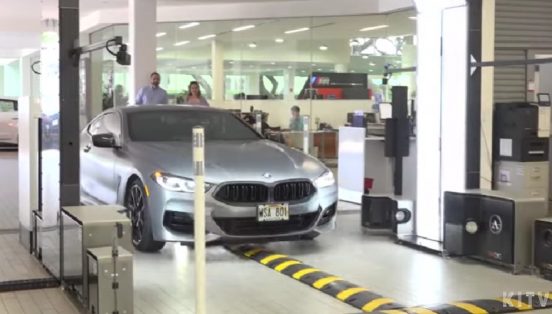 ハワイのBMW、民間初の「クルマ用MRI」を導入！ 愛車を調べるのは…