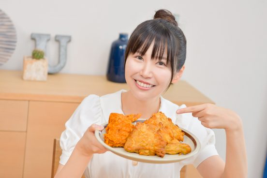 チキン大好き声優・小岩井ことりがケンタッキーフライドチキンを片手に「ご褒美ダイエット論」を語る！