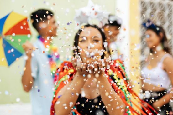日本は注目度No.1！ 英メディアが選ぶ「世界のユニークな夏祭り」7選