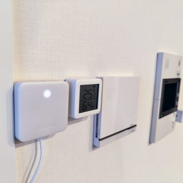 SwitchBotの温湿度計とハブで「不快だけど快適」になった話