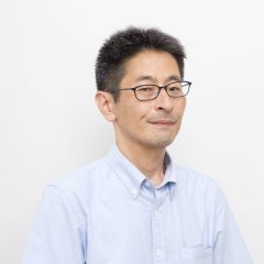 上岡篤