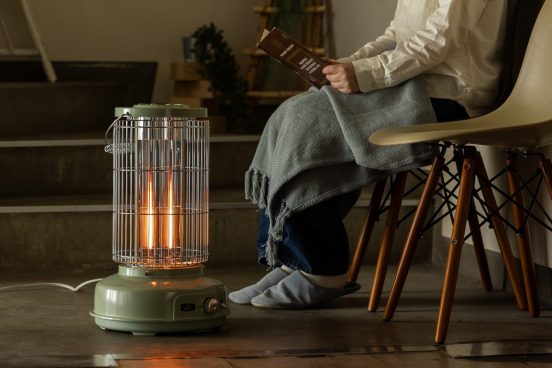 美しさと安全性、利便性を備えた”見る暖かさ”。アラジンのヒーターに電気ストーブ登場