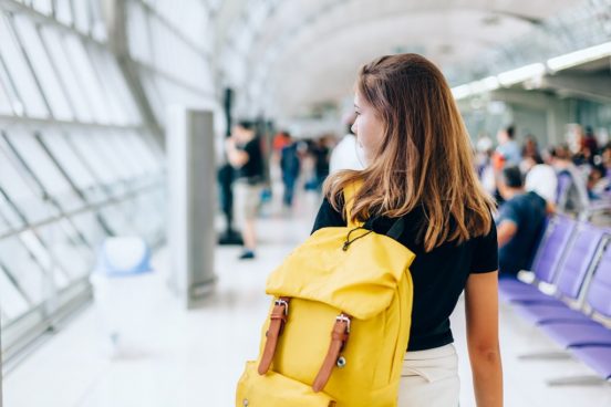 スマホは隠せ！ 安全に海外旅行をするための10のヒント