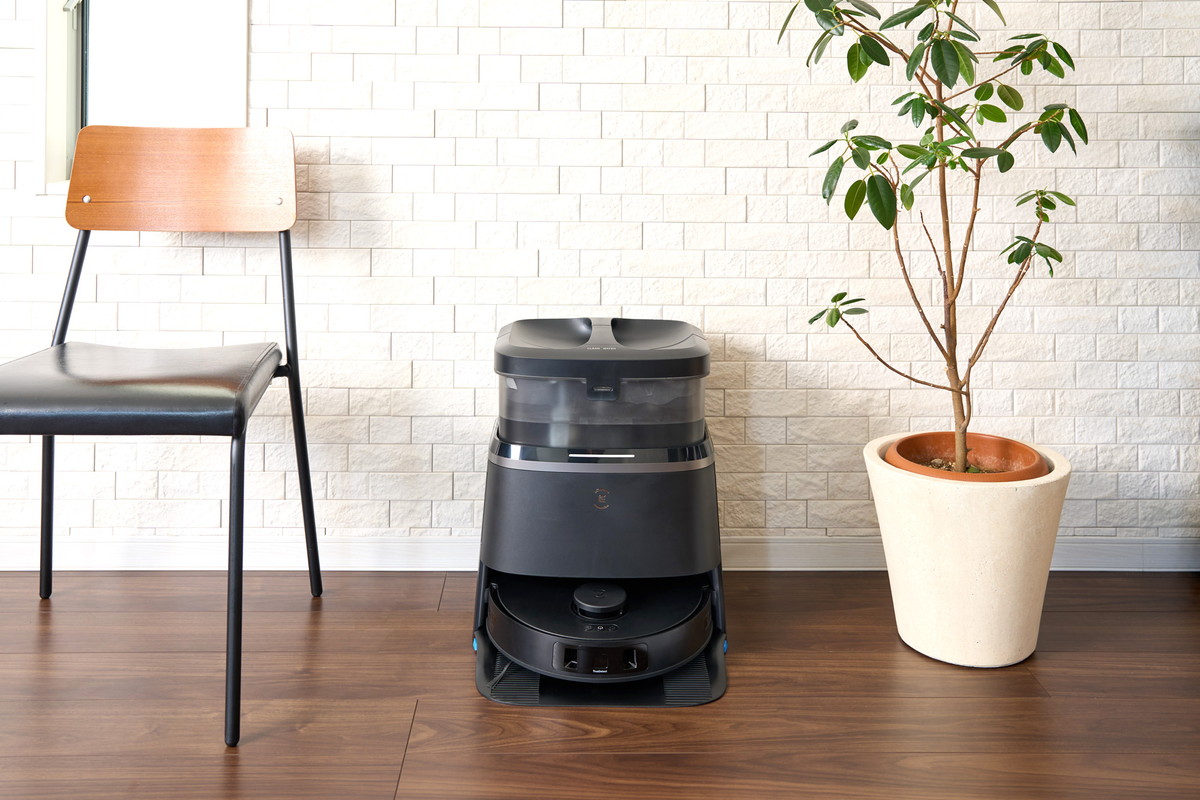 4つの革新機能に驚愕… エコバックスの全自動ロボット掃除機「DEEBOT T30 OMNI」を家電のプロが徹底チェック