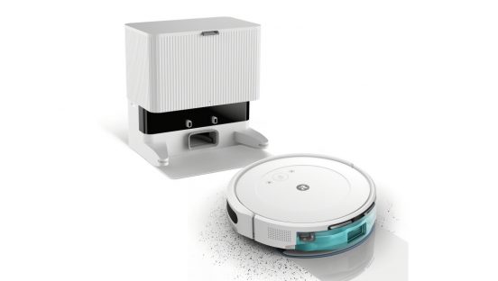 水拭き＋自動ゴミ収集もできて5万円台！ 「ルンバ Combo 2 Essential」に充電ステーション付きモデル登場