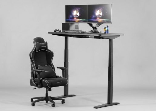 最大高136cm。圧倒的に高すぎるBauhutteの電動ゲーミングデスク「BHD-1400FAH」