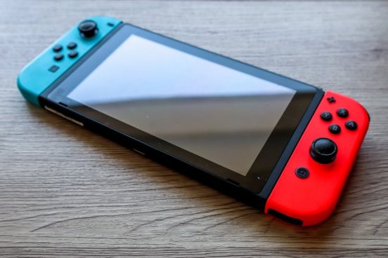 香港企業、今度は「Nintendo Switch」通常モデルを有機EL化する改造キットを開発中！