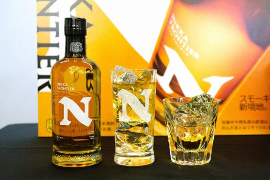 創業90周年のニッカウヰスキーから発売された高コスパすぎる贅沢ウイスキー「ニッカ フロンティア」。その魅力とは？