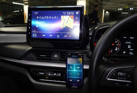 スマホ連携でここまで多機能になるか！カロッツェリアの大画面ディスプレイオーディオ「DMH-SF900」にぞっこん惚れた