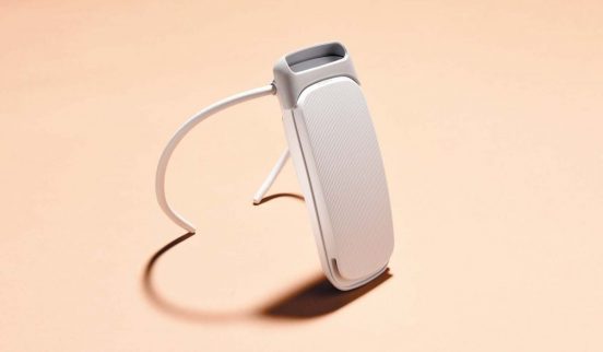 【家電大賞】シリーズ史上最もパワフル！ 小型IoTデバイスが夏も冬もビジネスパーソンを温度でサポート