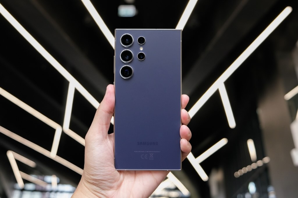次期「Galaxy S25 Ultra」の予想画像が登場！ やっぱり「Note」っぽい？