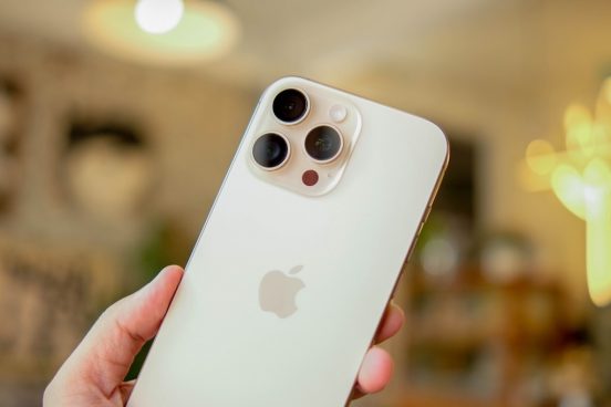 次期「iPhone 17 Air」、5倍ズームレンズを搭載しない!?