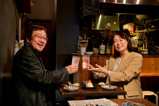 【東京・沿線ぶらり酒】松尾貴史さんと語る、下北沢の酒場とカルチャーとカレーの噺