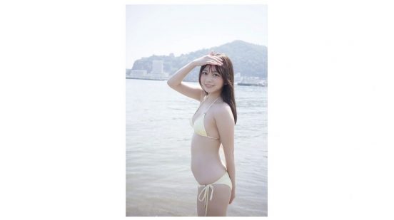 制コレグランプリ・蓬莱舞、ビキニ姿で色白美ボディ披露　デジタル写真集「瑞々しい輝き」誌面カット公開