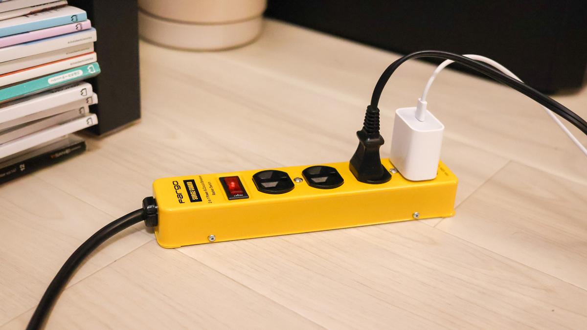 生活感は「見えていた方がかわいい電源タップ」で解決！安心して使える工夫が盛り沢山だった