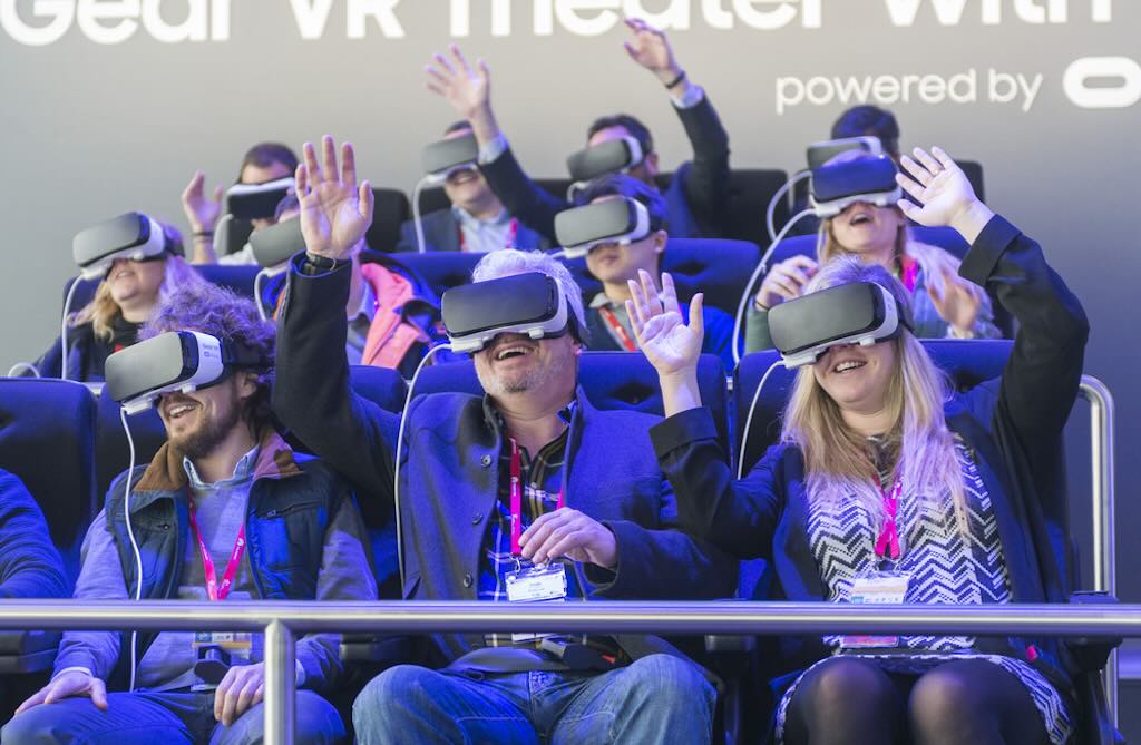 サムスン、「XRヘッドセット」に慎重！ 2025年後半に投入予定も…