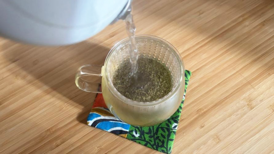 KINTOの「ユニマグ」なら、茶葉でも1杯分だけ淹れられる！電子レンジもOKだからほかほか…
