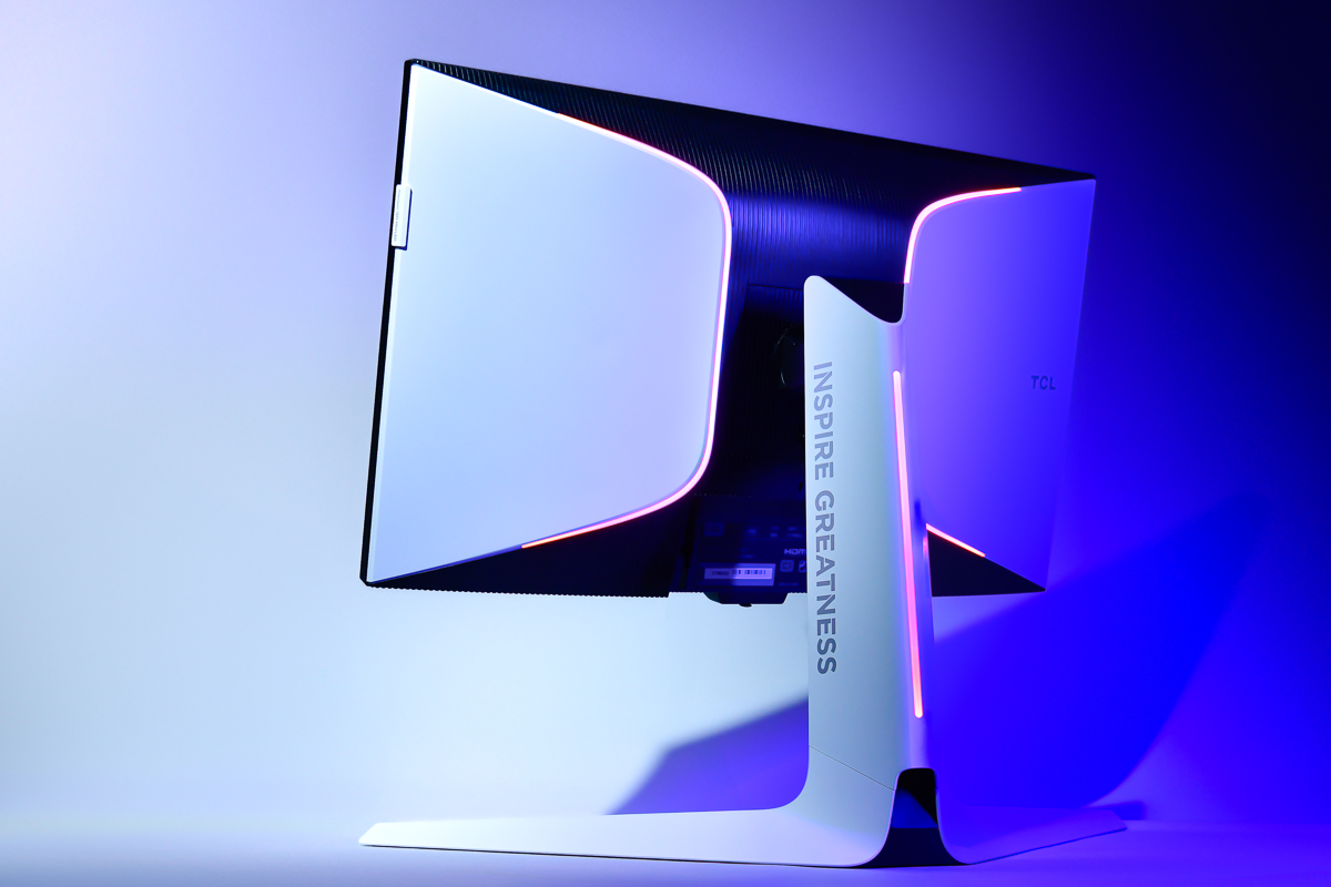 ディスプレイは”Mini LED+量子ドット”の時代に。ゲーム以外も1台でカバーするTCL「27R73Q」「27R83U」の魅力とは？