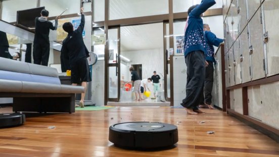 ロボット掃除機に意外な活躍の現場があった！ 家庭にも取り入れたい最新「ルンバ」の底力