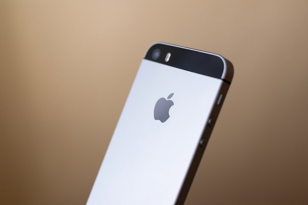 米アップルストアで「iPhone SE」の在庫が減少！ 新モデルが来てる