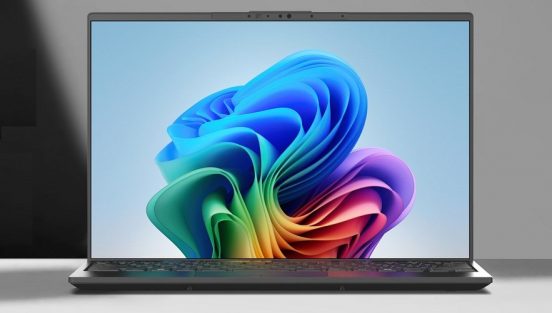 FMV初の世界最軽量Copilot+ PC「FMV Note U」など2025年モデル7機種が登場
