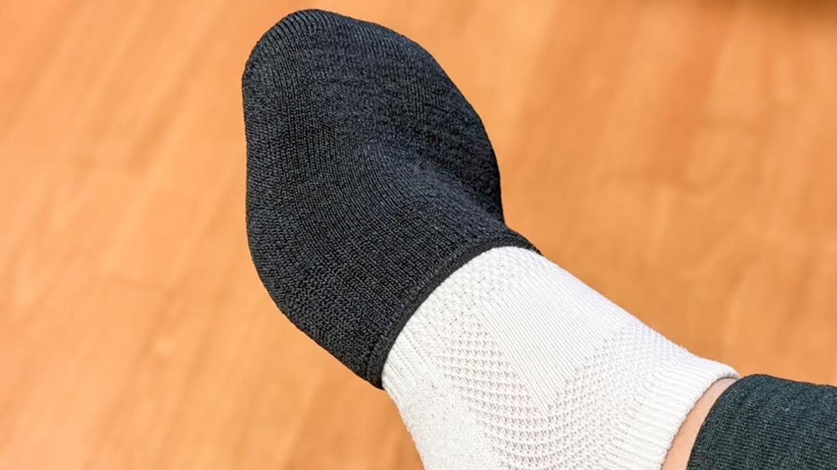 いつもの靴下にプラスするだけで足先の冷えを解消！ 寒い季節は「つま先ウォーマー」が欠かせない