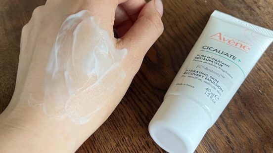 アベンヌにも「シカ成分配合の保湿クリーム」あったんだ！ ベタつかずに肌荒れを防いで手放せない