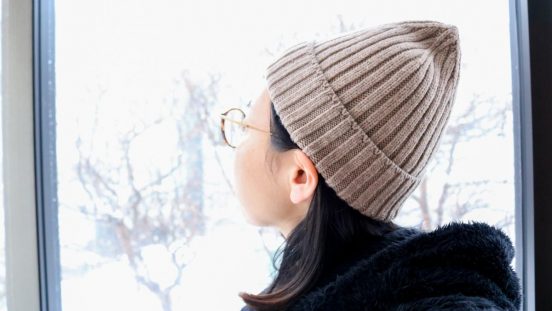 無印良品の「おでこのチクチクを抑えた」ニット帽が、快適すぎる！ カラバリ豊富なのもうれしいな