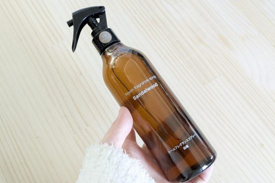 無印良品の「白檀のスプレー」が良すぎる。いつでも部屋の空気をリフレッシュできるようになったんだ
