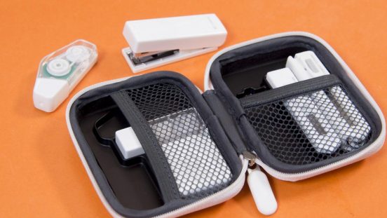 手帳と一緒に持ち歩きたい！ ミドリの「ステーショナリーキット」は小さすぎるのに機能的です