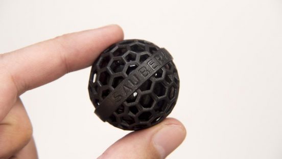 バッグの底にホコリやチリが溜まるプチストレス！ この「魔法のボール」を入れるだけで解決しました