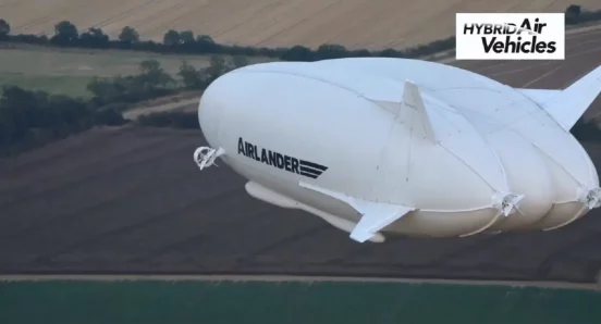 「お尻みたいな飛行機」が初仕事に向けて準備中！ 機内は高級ホテル!?