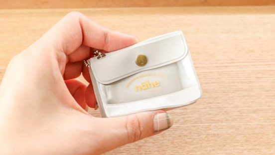 ミニチュアサイズのパスケースが、「持ってきたはずなのに見つからない…」を解決してくれました
